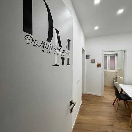 Domus Ad Max- La Casa Nel Cuore Di Casa de Férias